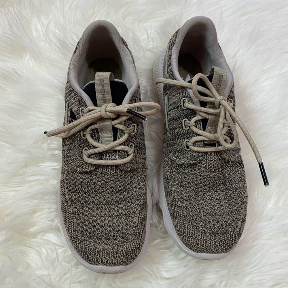 Sperry’s sneakers tan size 7M